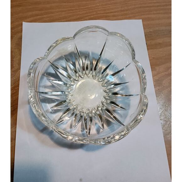 Mikasa Full Lead Crystal Icicle Bowl Scalloped Edge Icicles Collection - Picture 1 of 6